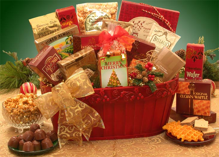 Loaded with Xmas love and ingredients, Cozy Coffee Christmas Hamper can be  your best choice | Pune